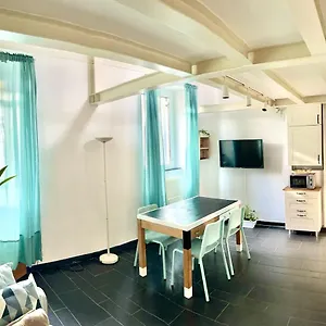 cozy-loft-marina-view.hotelitalianriviera.com/