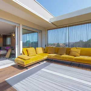 luxury-venice-penthouse-roof-terrace.hotelinveneto.com/